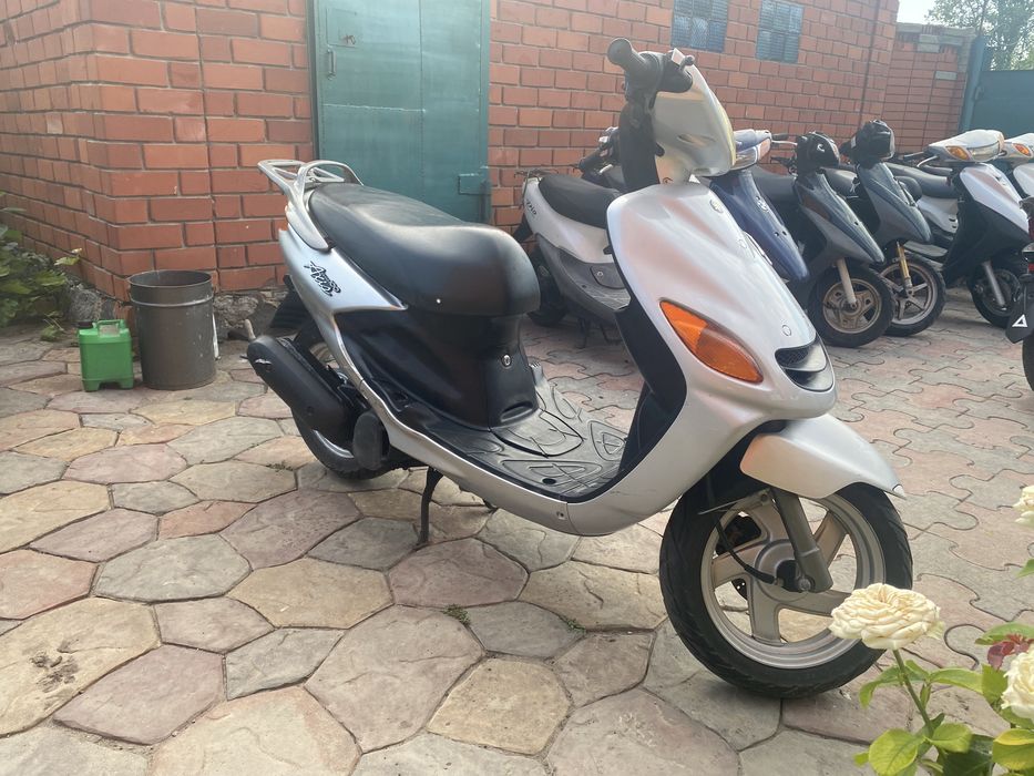 Yamaha GrandAxis 100, розмитнений