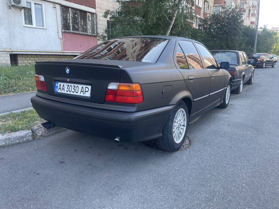 BMW E36 2.5 газ/бенз акпп