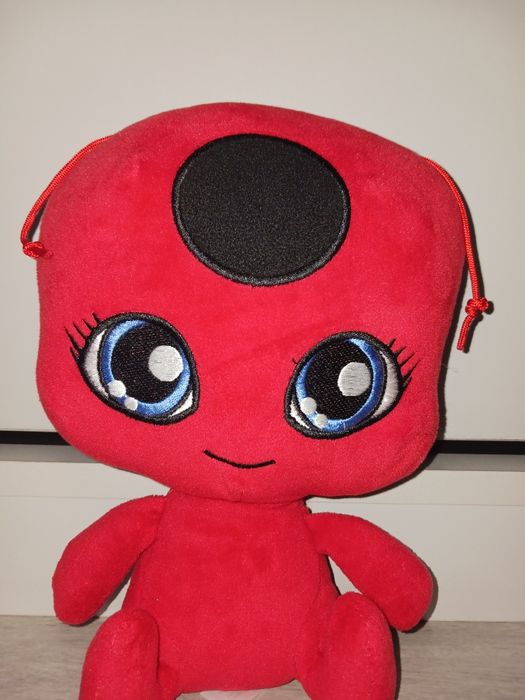 Maskotka biedronka Tikki Kwami Miraculous/ 25 cm