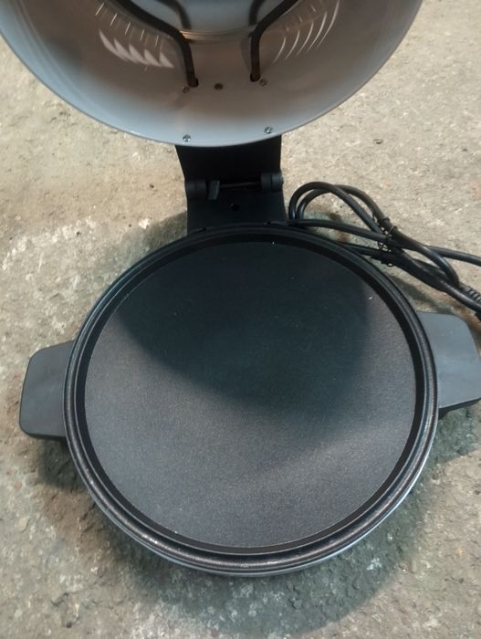 Elektryczna maszynka do pieczenia pizzy