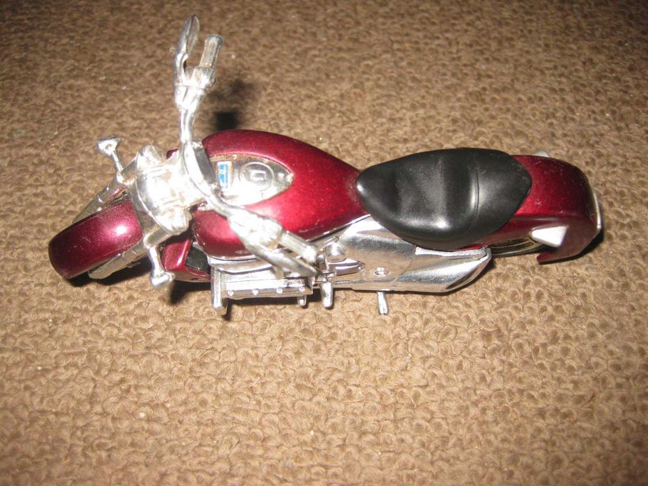 Moto Miniatura de Colecção "Honda" da Maisto!
