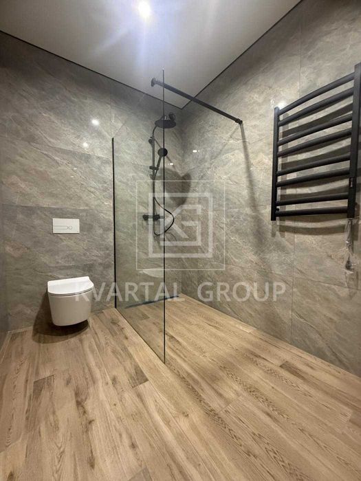 Сучасний будинок 120 м² з ремонтом і ділянкою 12 соток