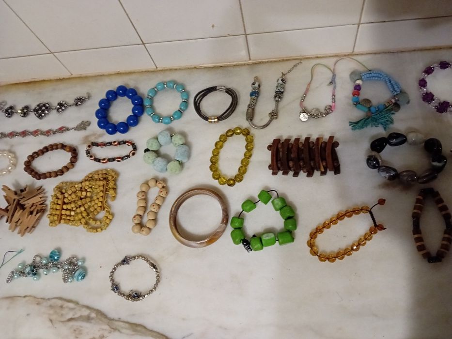 Conjunto de 40 Pulseiras