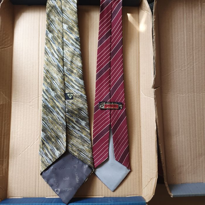 Zestaw krawatów PRL 2(k-7)OK