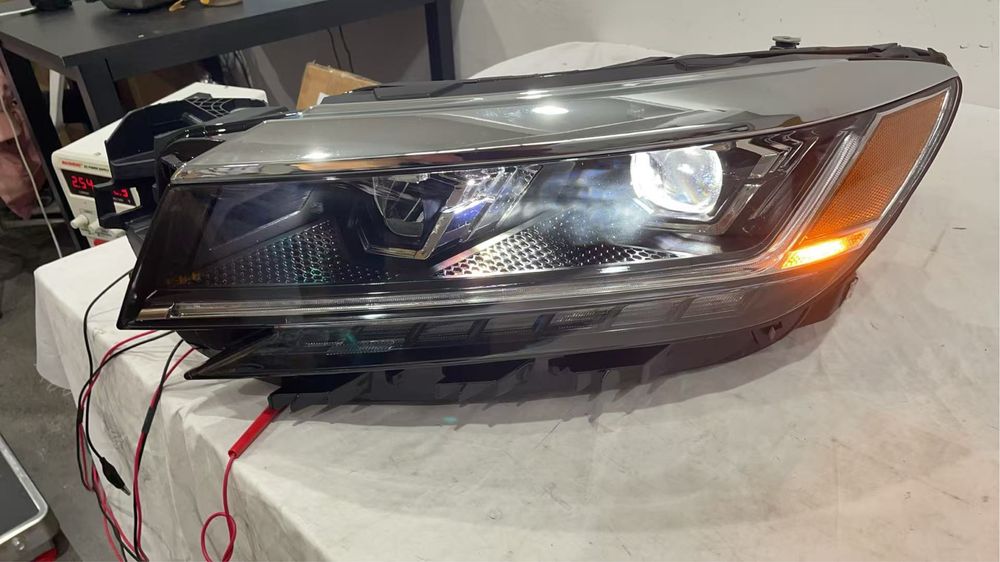 Фары Volkswagen Passat B9 USA 2020- фара левая правая пассат америка