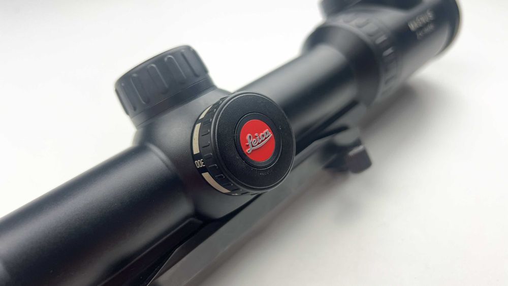 Mira Leica Magnus I 2.4-16x56 + Mesa Mauser