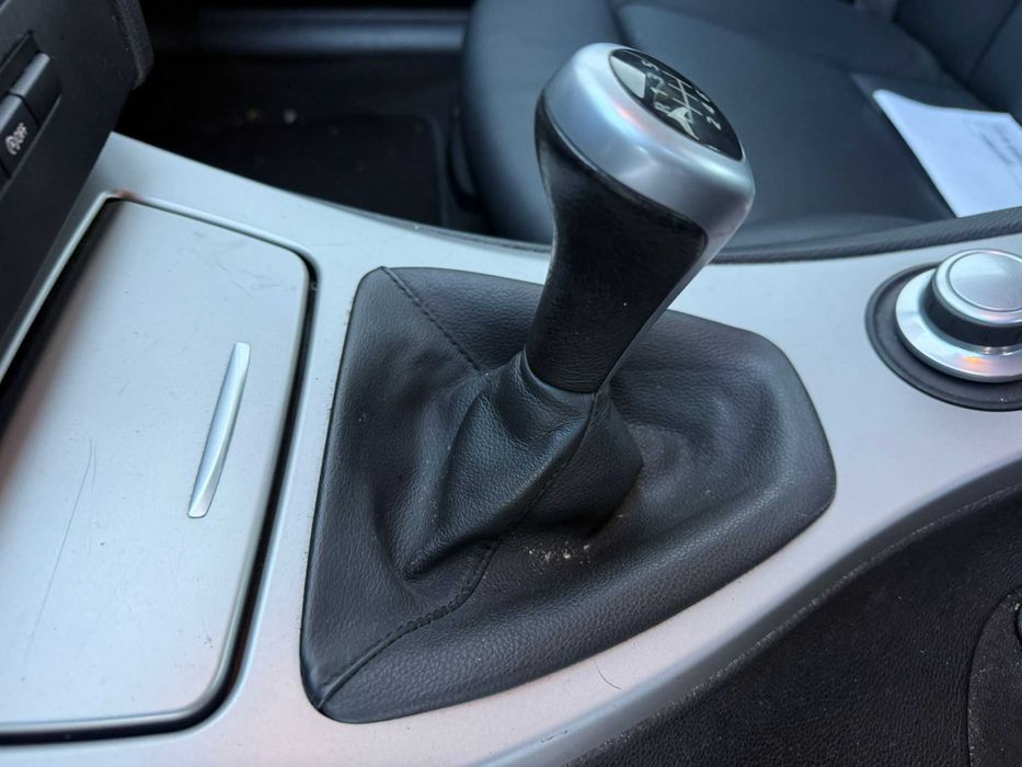 Na części podnośnik zwrotnica zacisk panel Bmw e90 2.0 b n43b20a