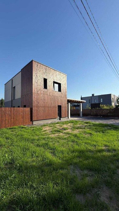 Продаж будинку в Крушинке КМ На Счастливій 165м2 8 соток бізнес БЕЗ %