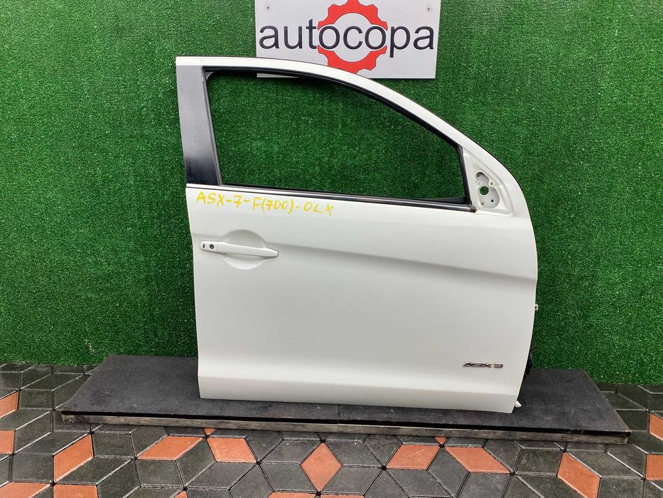 Дверка передня права колір W19  Mitsubishi ASX, АСХ