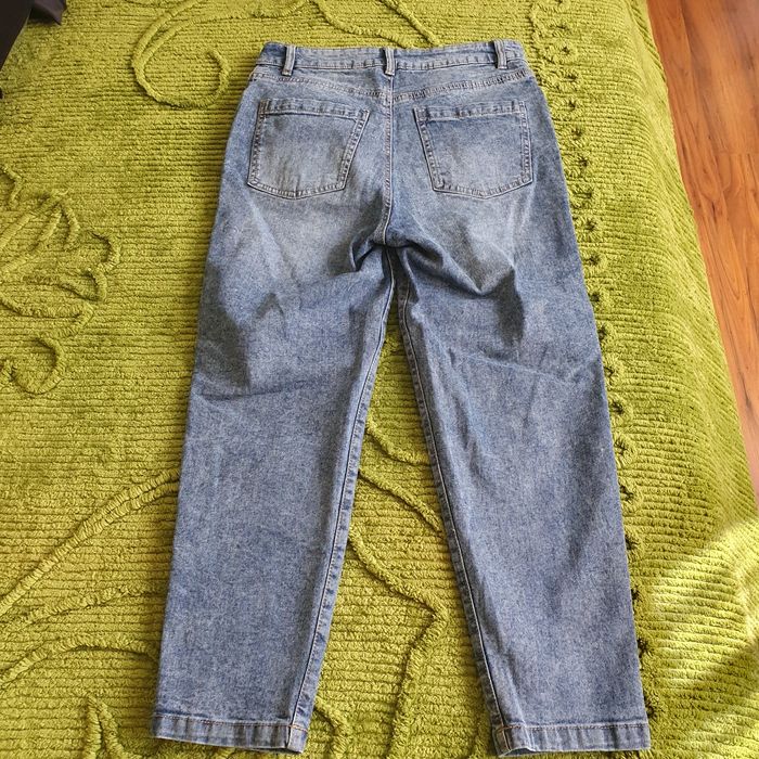Mom fit z wysokim stanem