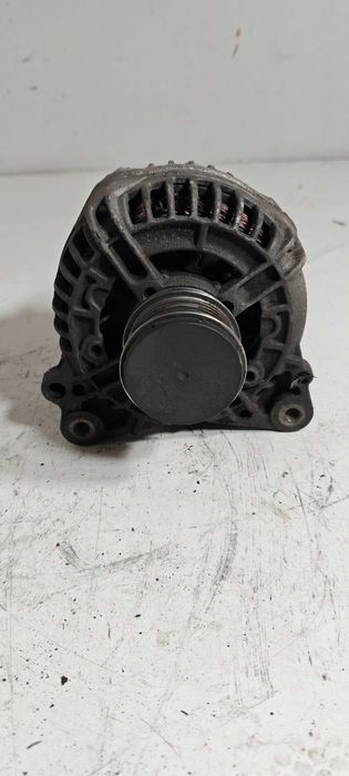 Alternator 1.9 TDI 2.0 TDI GOLF IV PASSAT B6 AUDI A3 STX100012