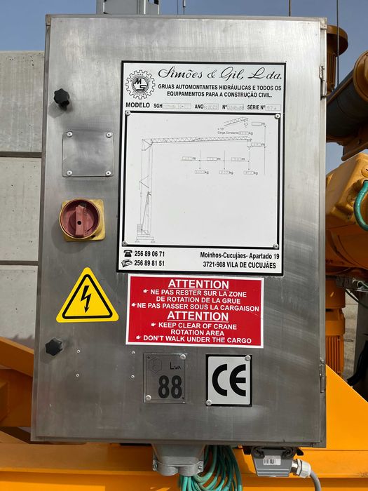 Grua Cattaneo Automontante Hidráulica 17x20m