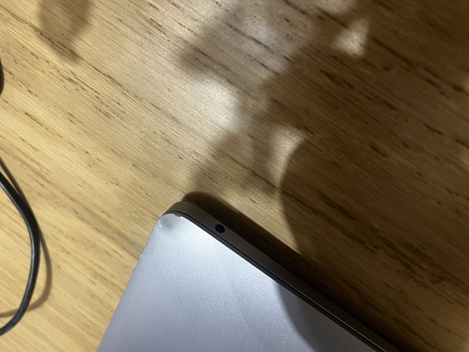 Macbook air M1 16gb RAM 512gb