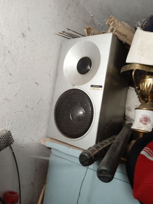 Продам усилитель с колонками