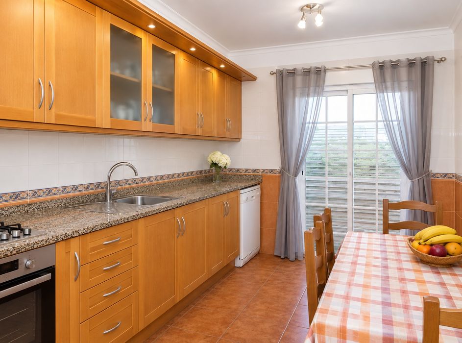 Apartamento T2 Quinta do Conde  para venda.  Disponível a partir de 8 de Outubro