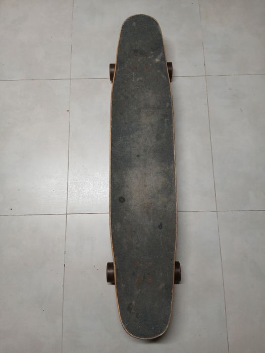 Skate longboard dancing