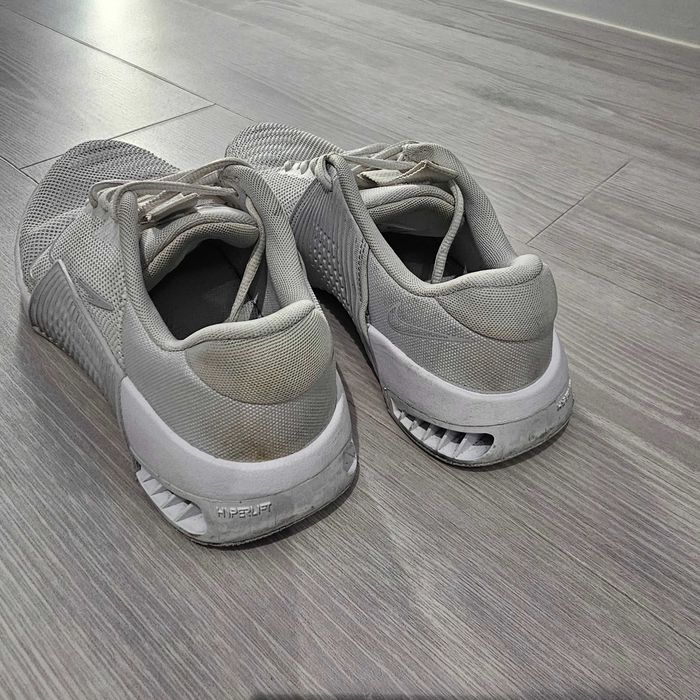 Nike Metcon 9 42.5 Brancas com Fatura