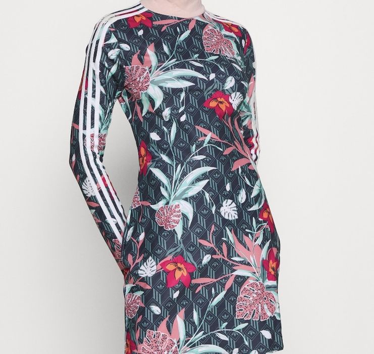 Sukienka Adidas xs