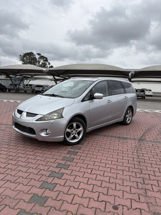 Mitsubishi grandis