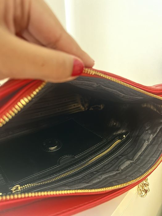 Mala Love moschino vermelha