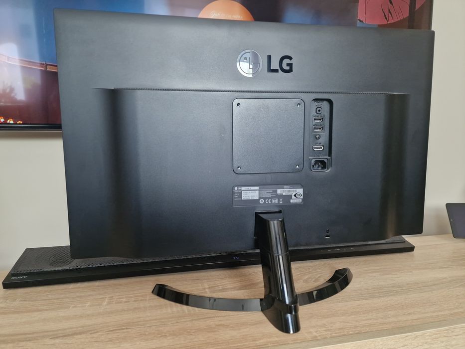Monitor LG 27 cali 4K