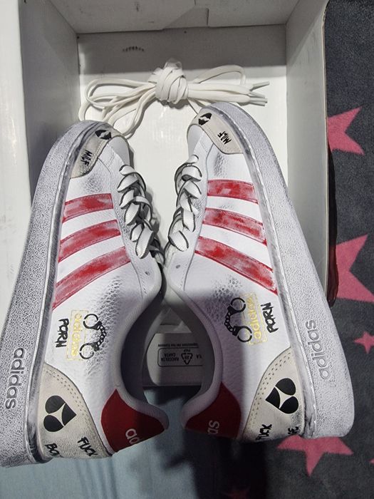 Buty Adidas Secret Obsession 42 2/3 EU