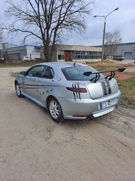Alfa  Romeo   GT