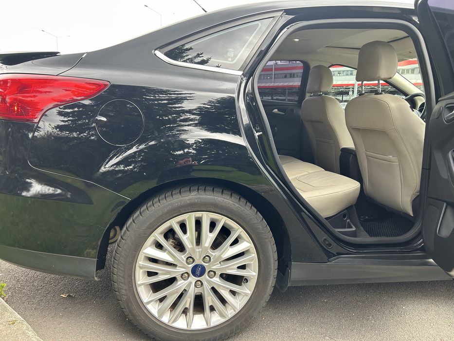 2016 Ford Focus 2.0 TDCi Powershift (160 к.с.)   Titanium