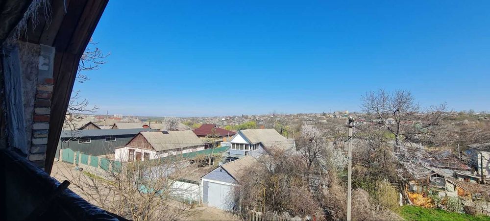Продаж 2-х будинків на території