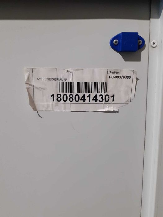 Vitrine Expositora Refrigerada Vertical