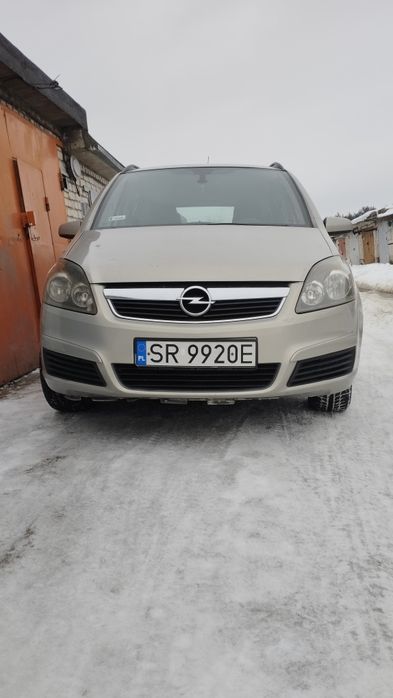 Опель зафіра б  1.9.Страховка до кінця 2026р