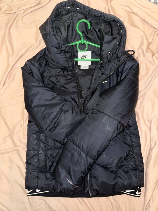 Куртка Nike унісекс
