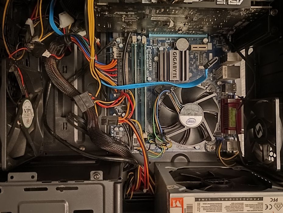 Komputer stacjonarny PC Inter core 2 quad, NVIDIA GTX650