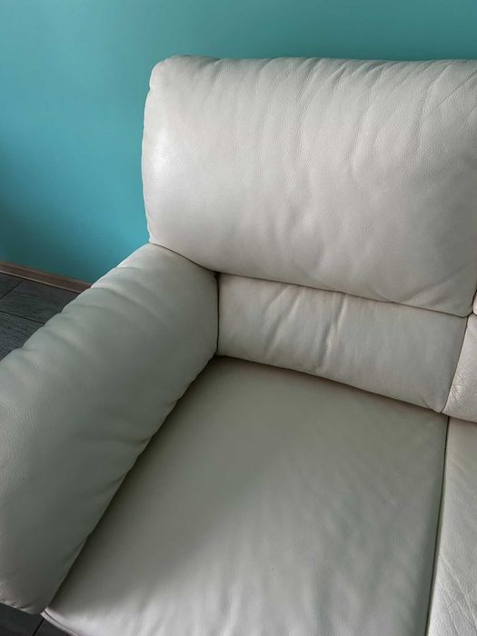 Kanapa ze skóry naturalnej. Kler. 3 osobowa, kolor ecru