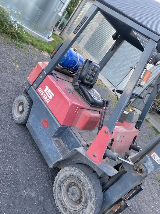 Wózek widłowy nissan 15