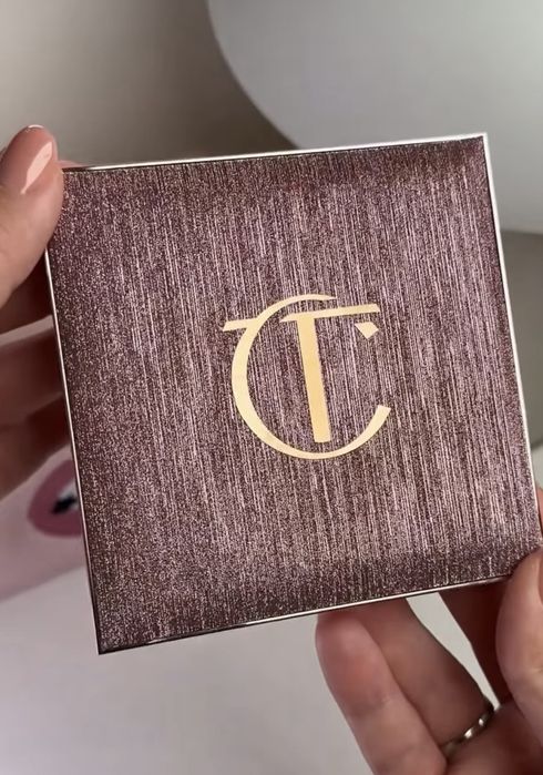 Палєтка для обличчя Charlotte Tilbury універсальна