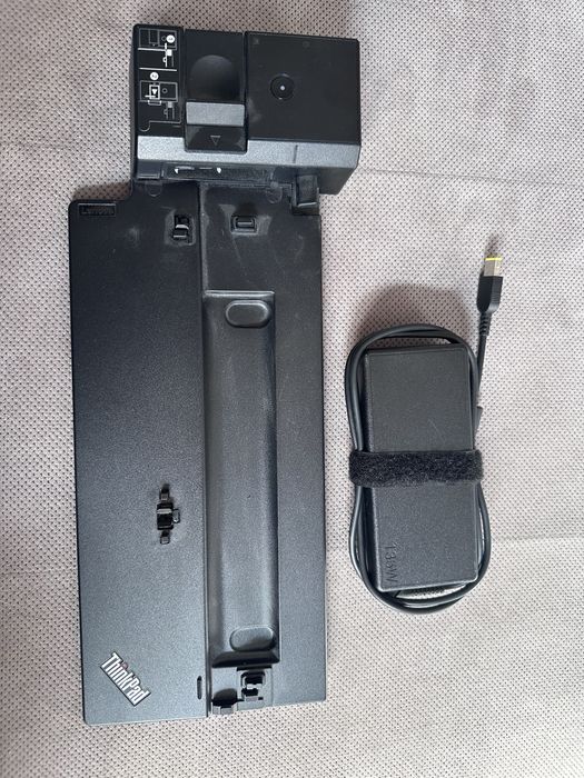 Lenovo ThinkPad Ultra Docking Station + zasilacz 135W