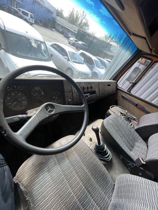 Продам MERCEDES-BENZ 809 D, 1994 року випуску