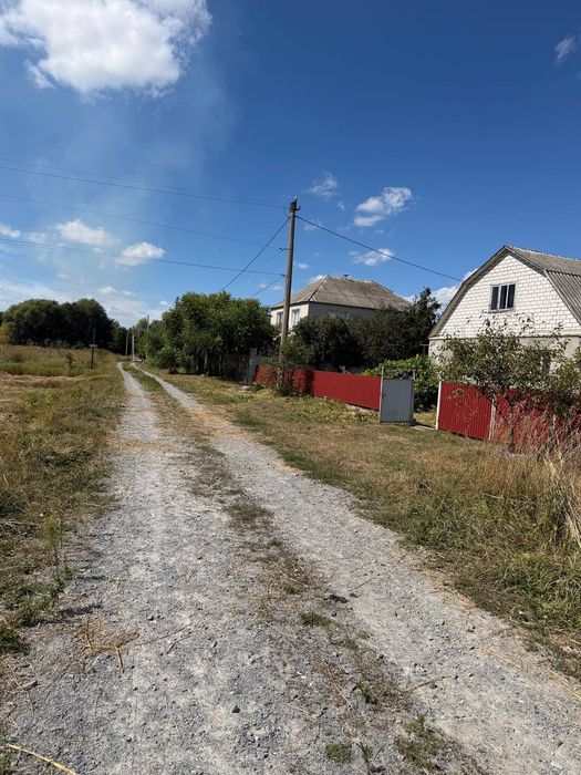 Продаж земельної ділянки район Дружба