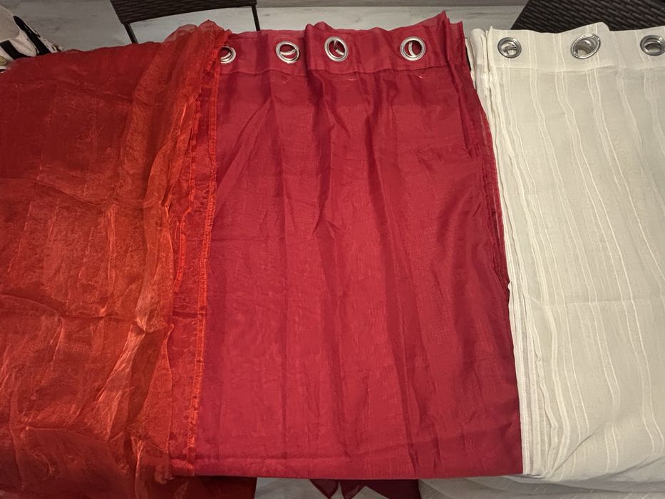 Conjuntos de cortinados (2 vermelho - branco - amarelo)