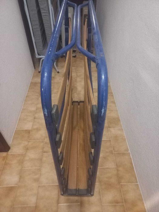 Cama de 1 corpo só dobrável