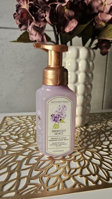 Mydło do rąk w piance fresh cut lilacs
