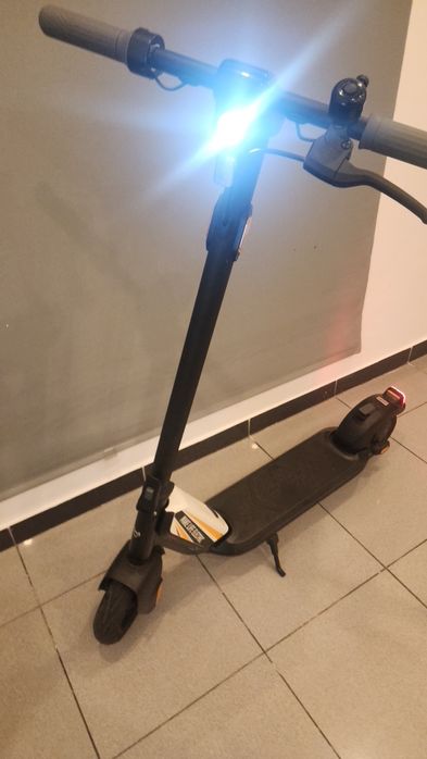 Trotinete Elétrica NIU KQi1 Pro – Como Nova!