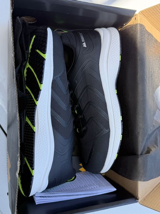Vendo sapatos de seguranca