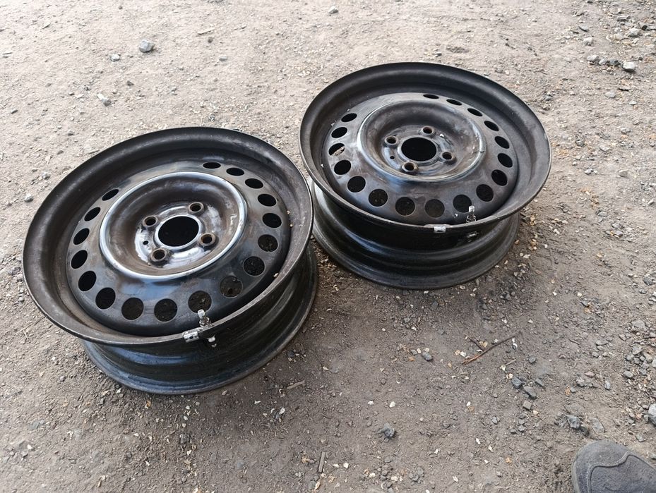 Диски R15 4x100 ет 40 Nissan