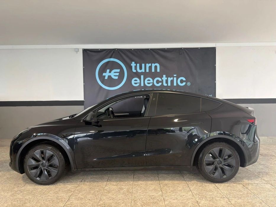 Tesla Model Y Long Range Dual Motor AWD