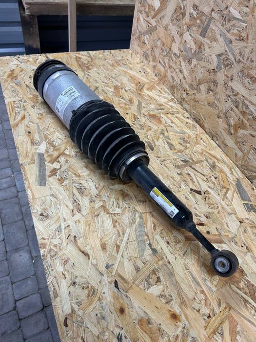 Задня ходова Tesla X