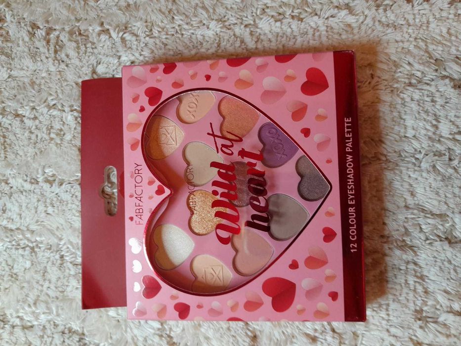 Nowa paleta cieni do powiek Fabfactory szybka wysyłka