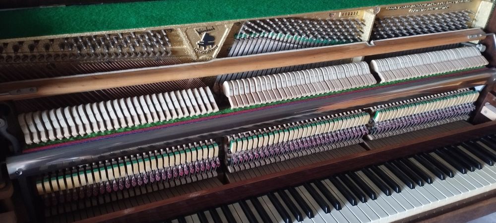 Piano vertical Weinbach (Petrof) Oferta Transporte e Afinação