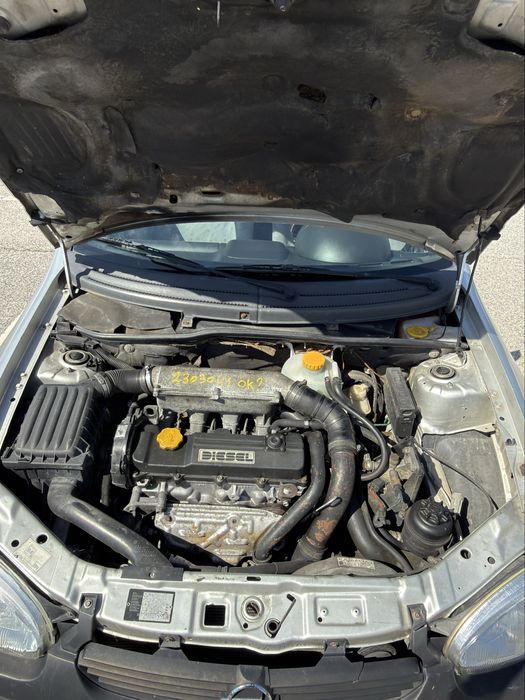Opel corsa B Gasoleo 5 lugares
